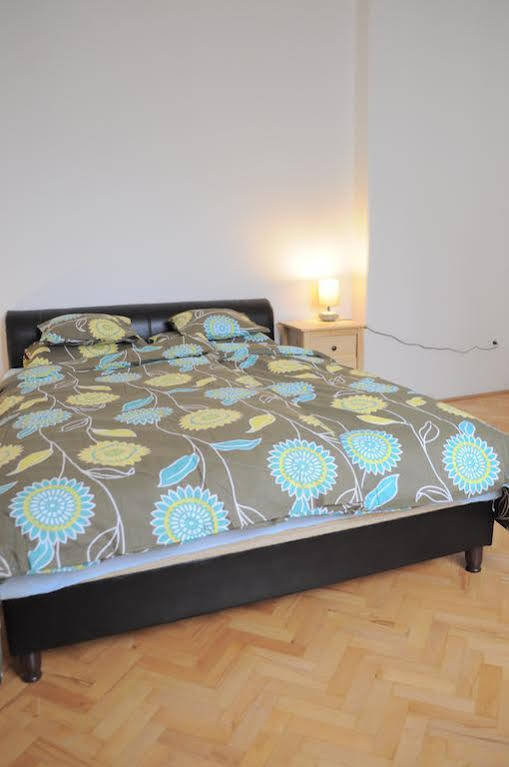 Great Buda Apartman Budapest Kültér fotó